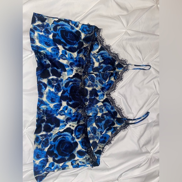 New Open Edit 3X Crop Top - Picture 7 of 8